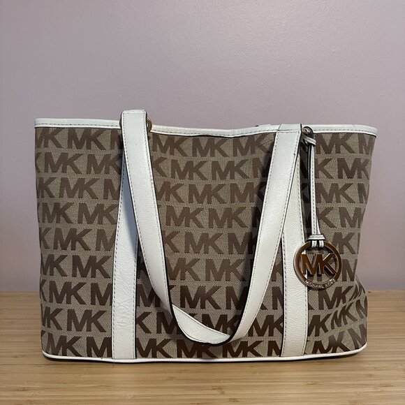 Michael Kors Shoulder Bag With White Trim - Picture 1 of 6